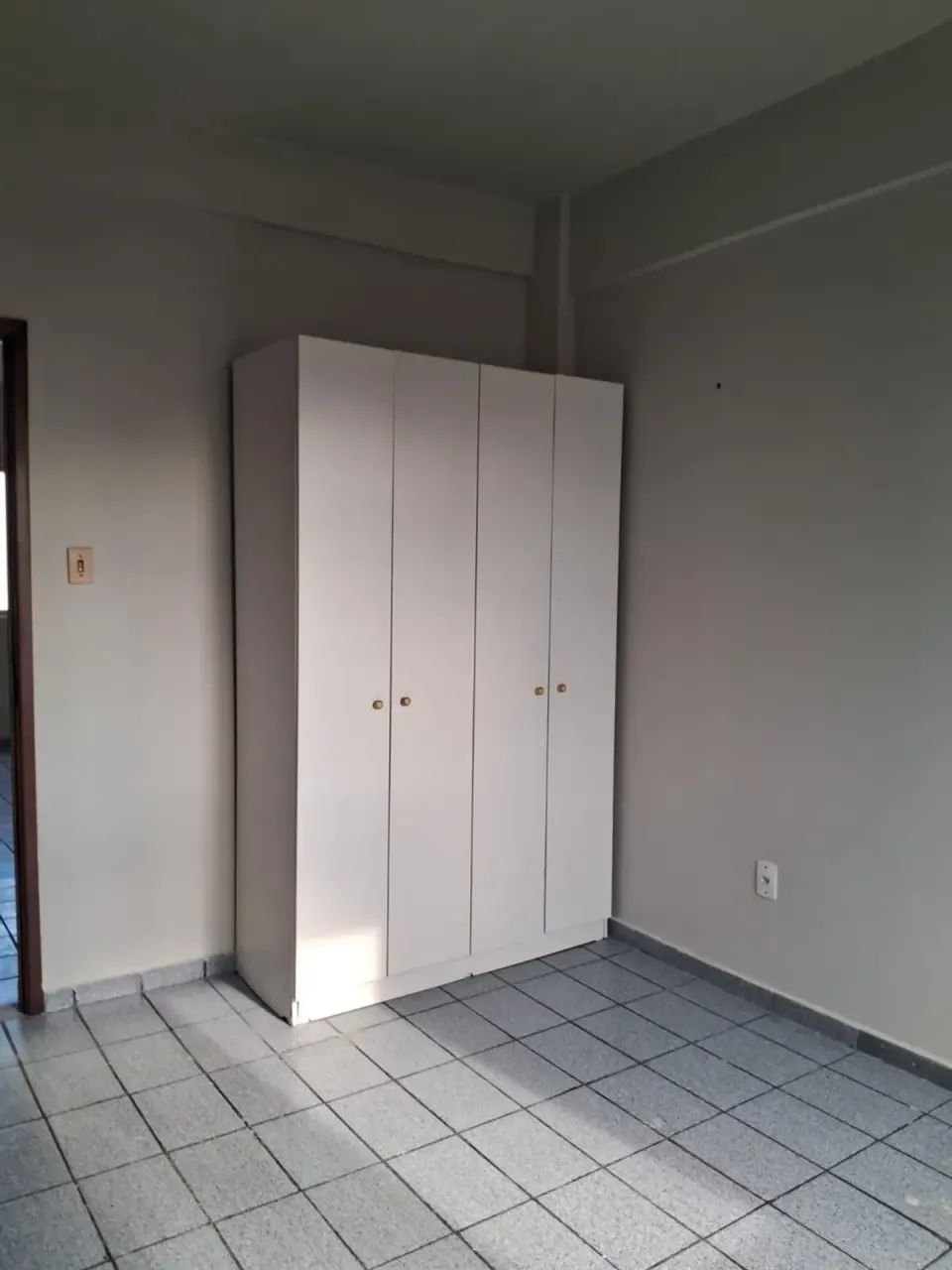 ALUGO APARTAMENTO PARA CASAL OU SOLTEIRO - Foto 4