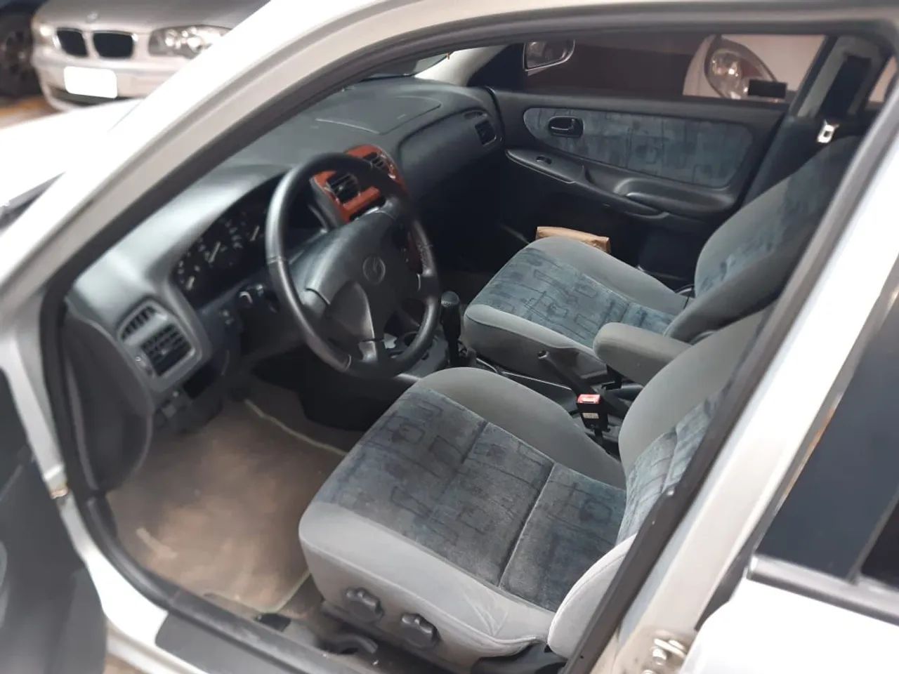 Mazda 626 SW 1999 - Foto 3
