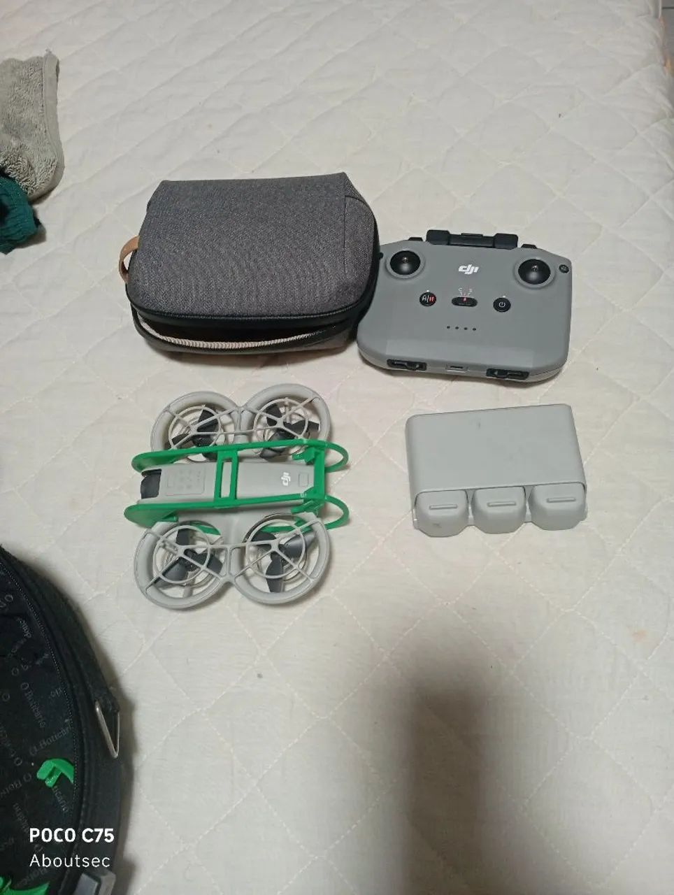 Drone DJI Neo fly 