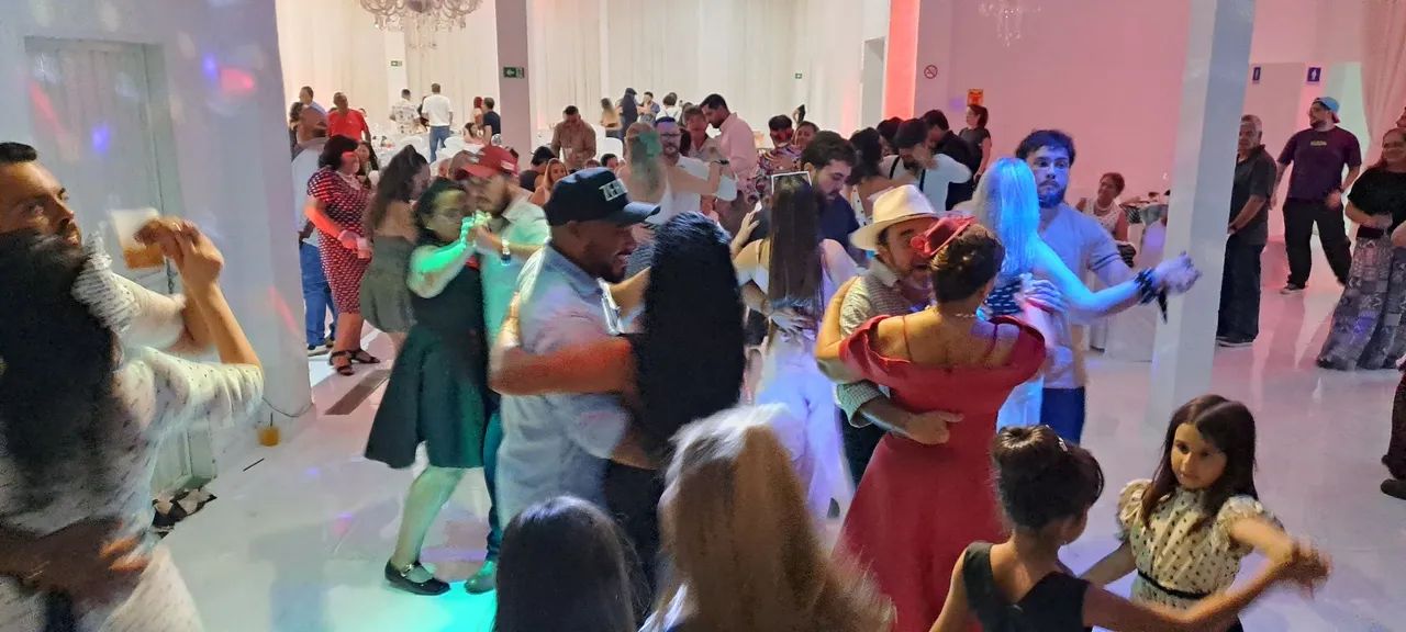 Som, jogo de luz e dj  - Foto 3