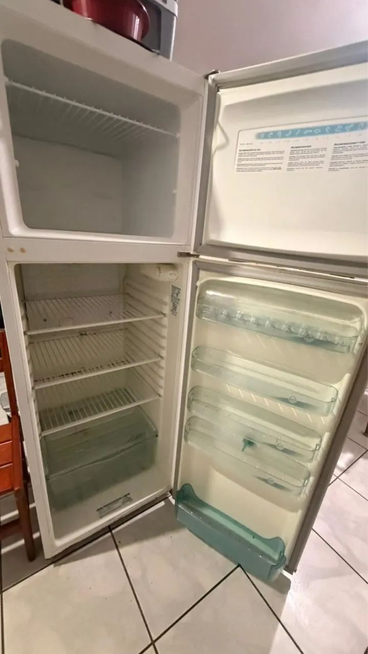 Geladeira Eletrolux 360 litros - Foto 4