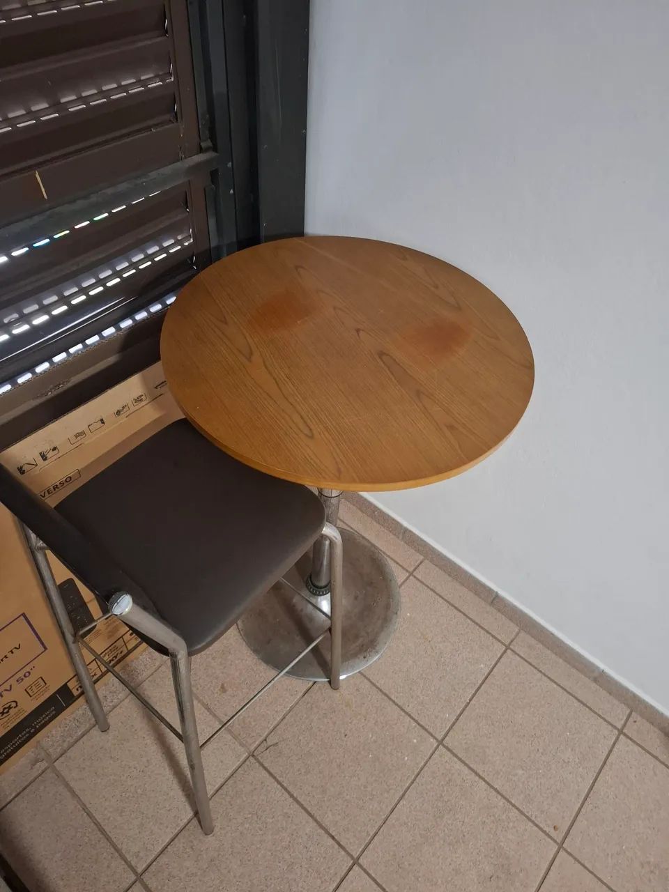 Kit Mesa bistro e banqueta em Areias  - Foto 4