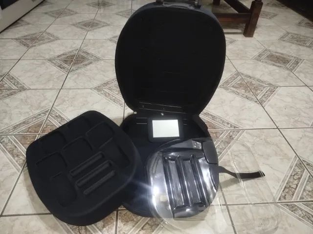 Mala para Vendedor de Cosméticos - Nova com divisórias   - Foto 3