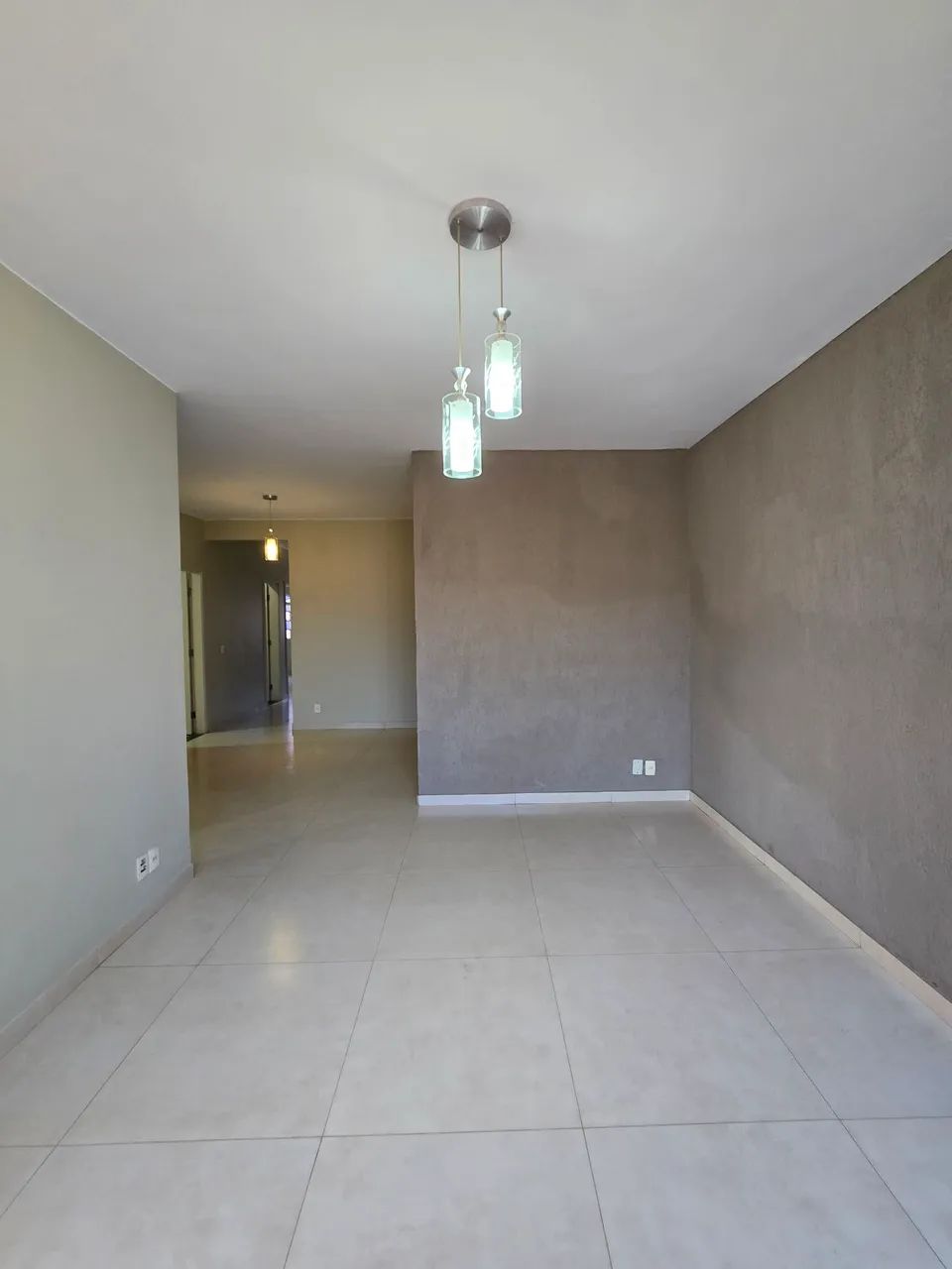Vendo Casa de 4 Quartos Com 2 Suítes - Etapa E - Valparaiso I. - Foto 3