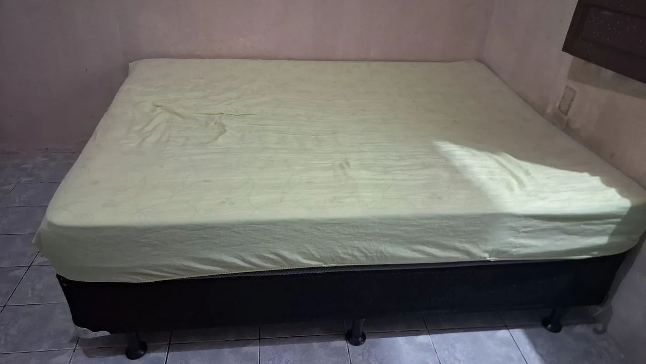 Colchão ortobom casal conservado gratis base box - Foto 4