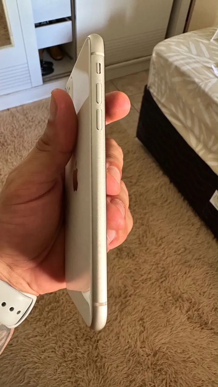 IPhone 11 128GB - Foto 2