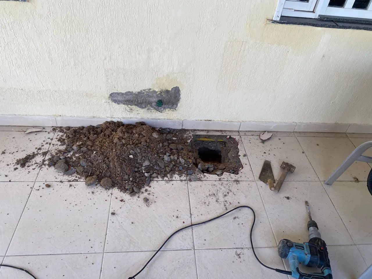 ENCANADOR CAÇA VAZAMENTO COM APARELHO GEOFONE  - Foto 4