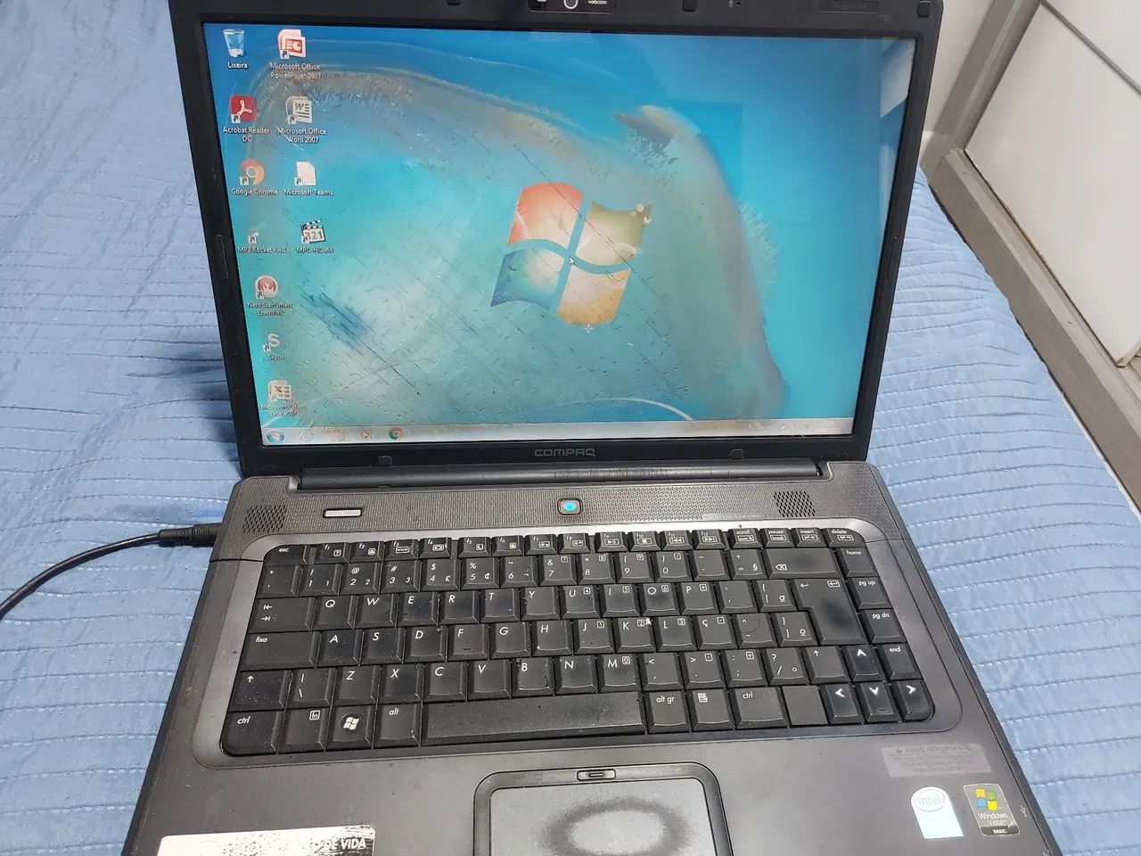 Vendo notbook compac  - Foto 4