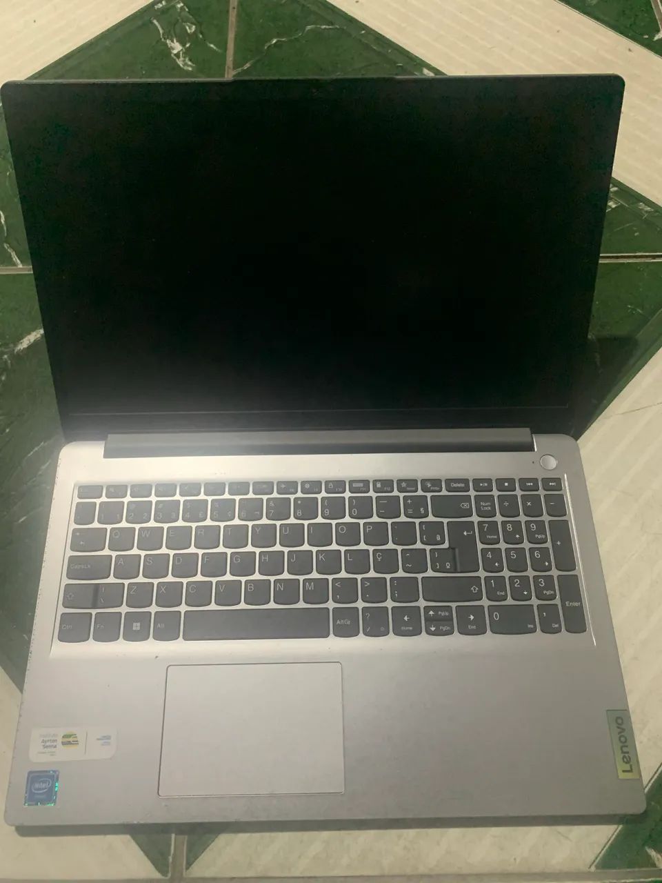 Vendo notebook Lenovo ideapad 1 - Foto 5