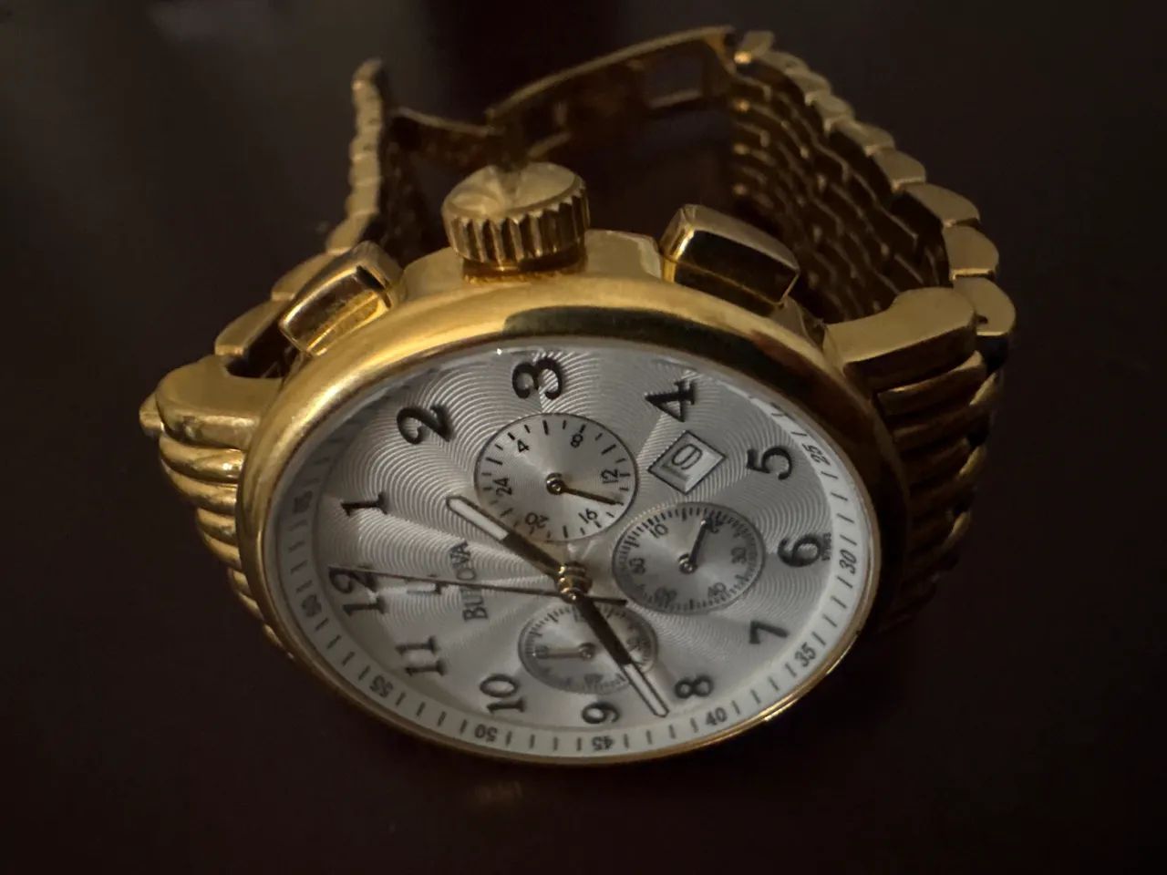 Relógio Bulova Dourado Cronógrafo - Original - Semi Novo  - Foto 2