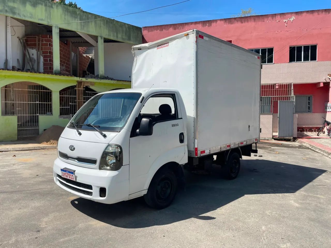 Kia bongo 2014