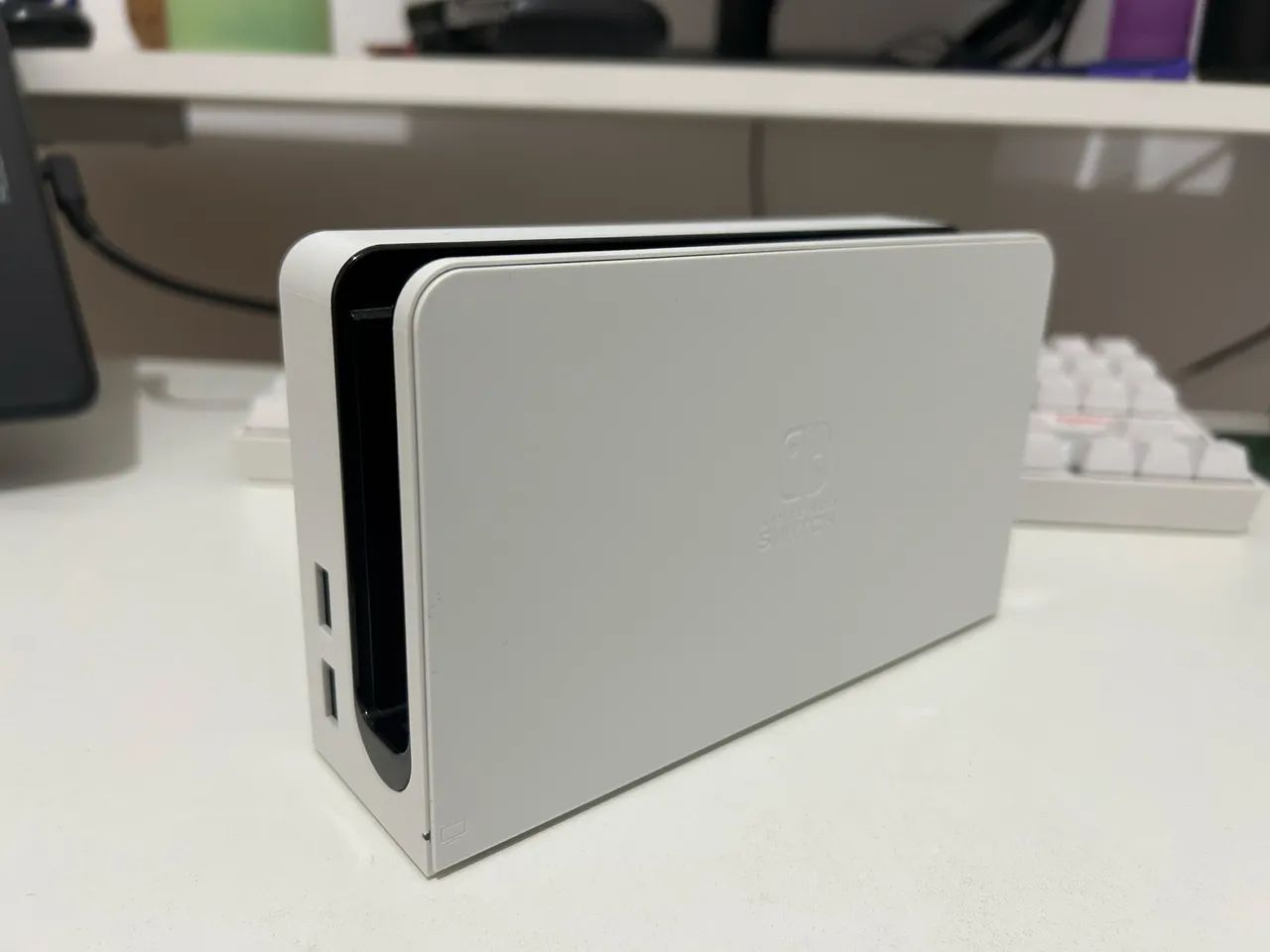 Nintendo Switch OLED na caixa - Foto 4