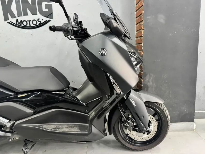 Yamaha XMAX Gasolina Automático - Foto 3