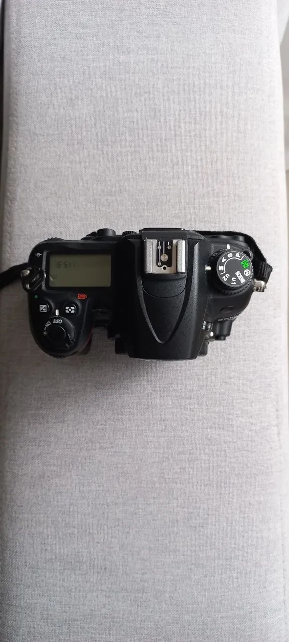 Vendo Corpo de Câmera Nikon D7000  - Foto 3