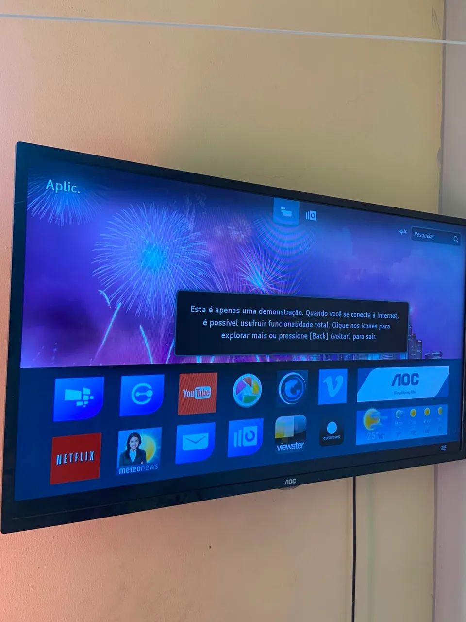 Televisão smart 42 polegadas, semi nova  - Foto 2