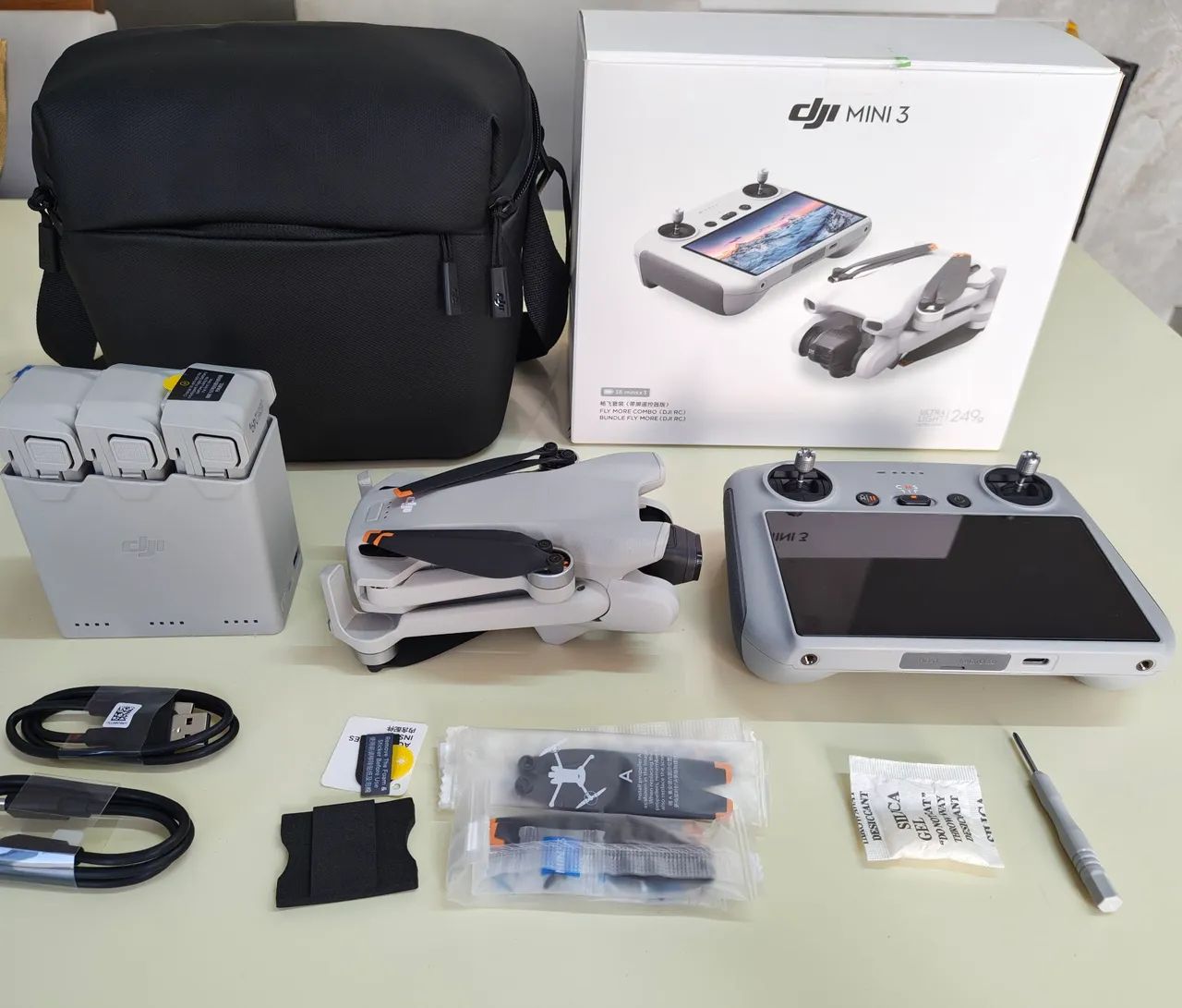 Drone DJI Mini 3 COMBO completo!  Anatel e Nacional já Homologado! 