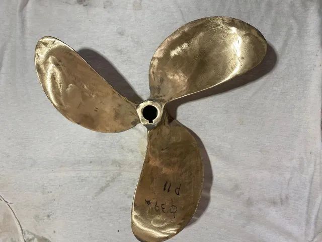helice de bronce