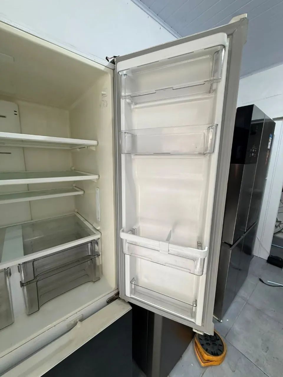 VENDE- SE GELADEIRA FUNCIONANDO  - Foto 3