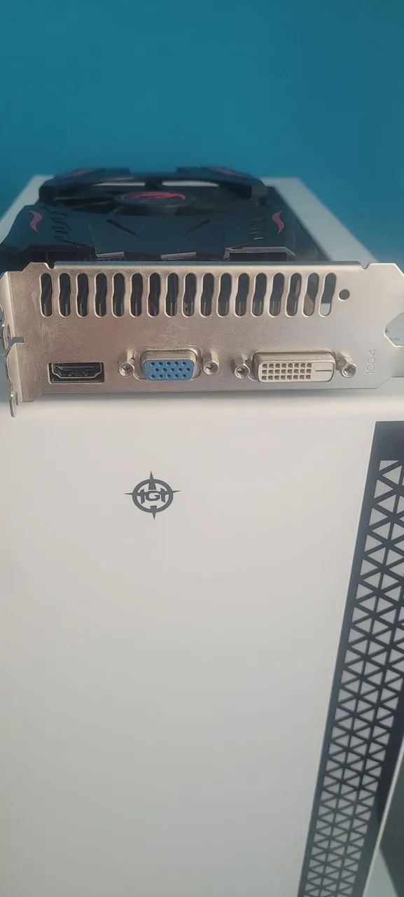 Placa de Vídeo RADEON HD 6570 - Foto 2