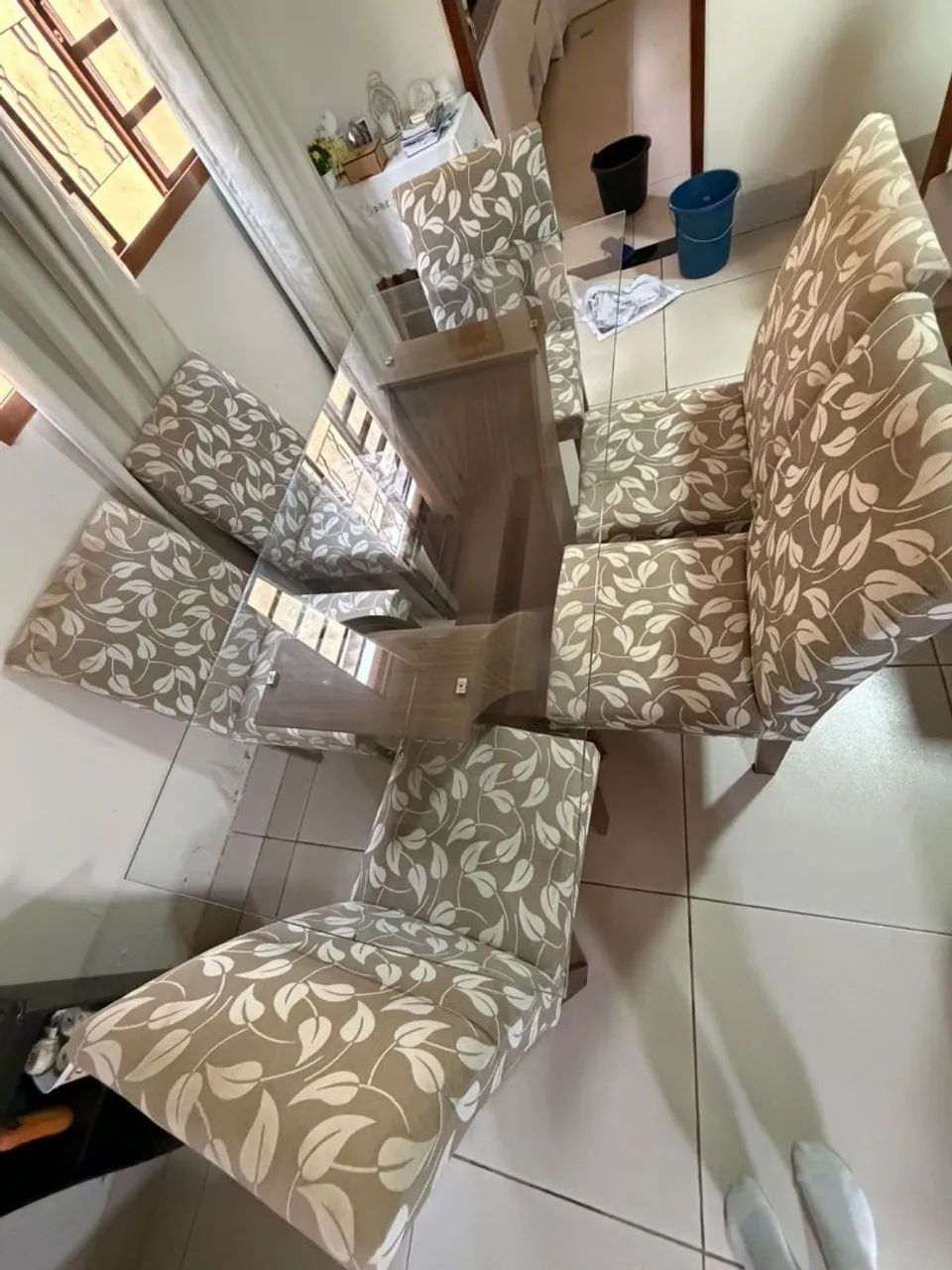 Mesa de vídeo com 6 cadeiras  - Foto 2