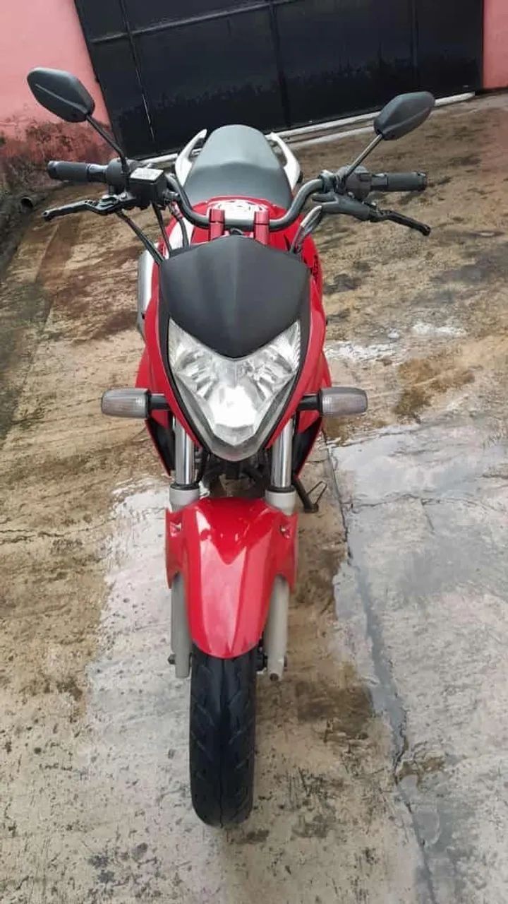 CB 300  - Foto 2