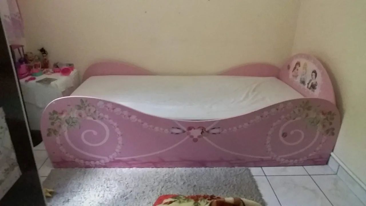 Cama carruagem de princesas.