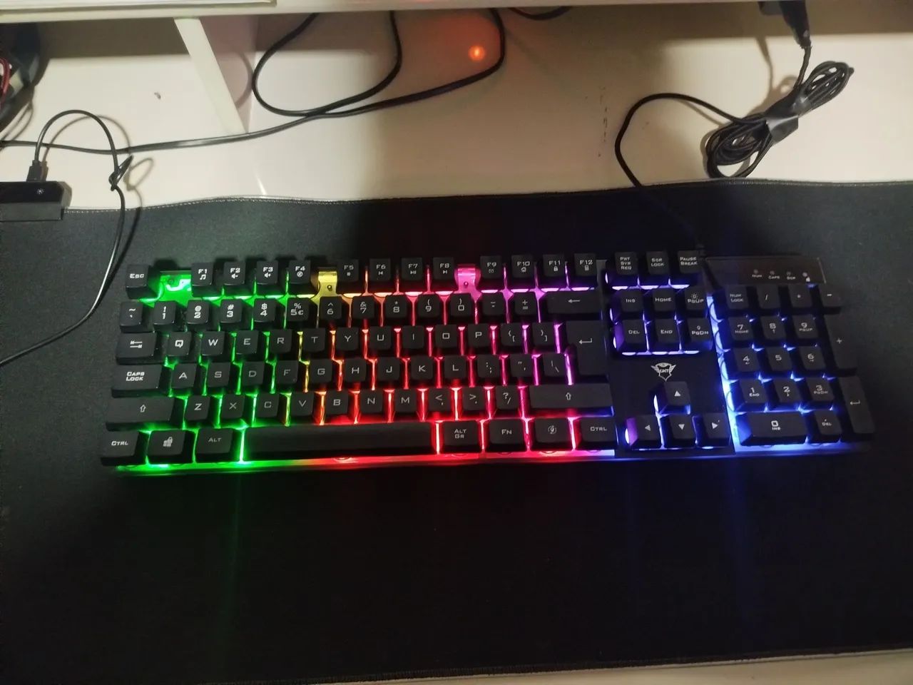 Teclado gamer Rgb 