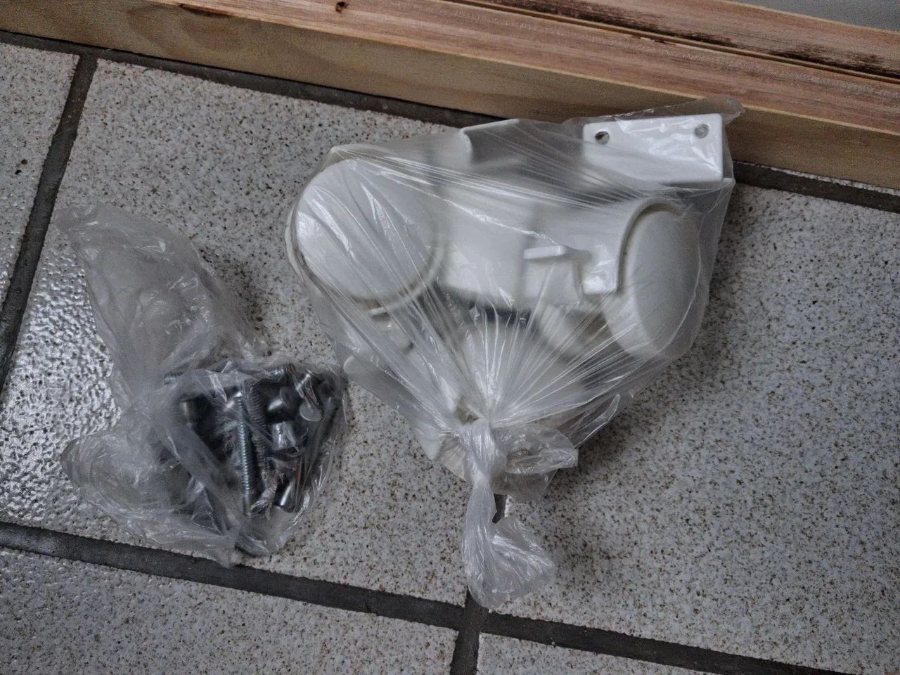 Berço Com Rodinhas, Branco Amadeirado - Foto 3