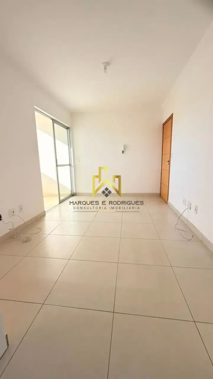 APARTAMENTO com ELEVADOR - Foto 2