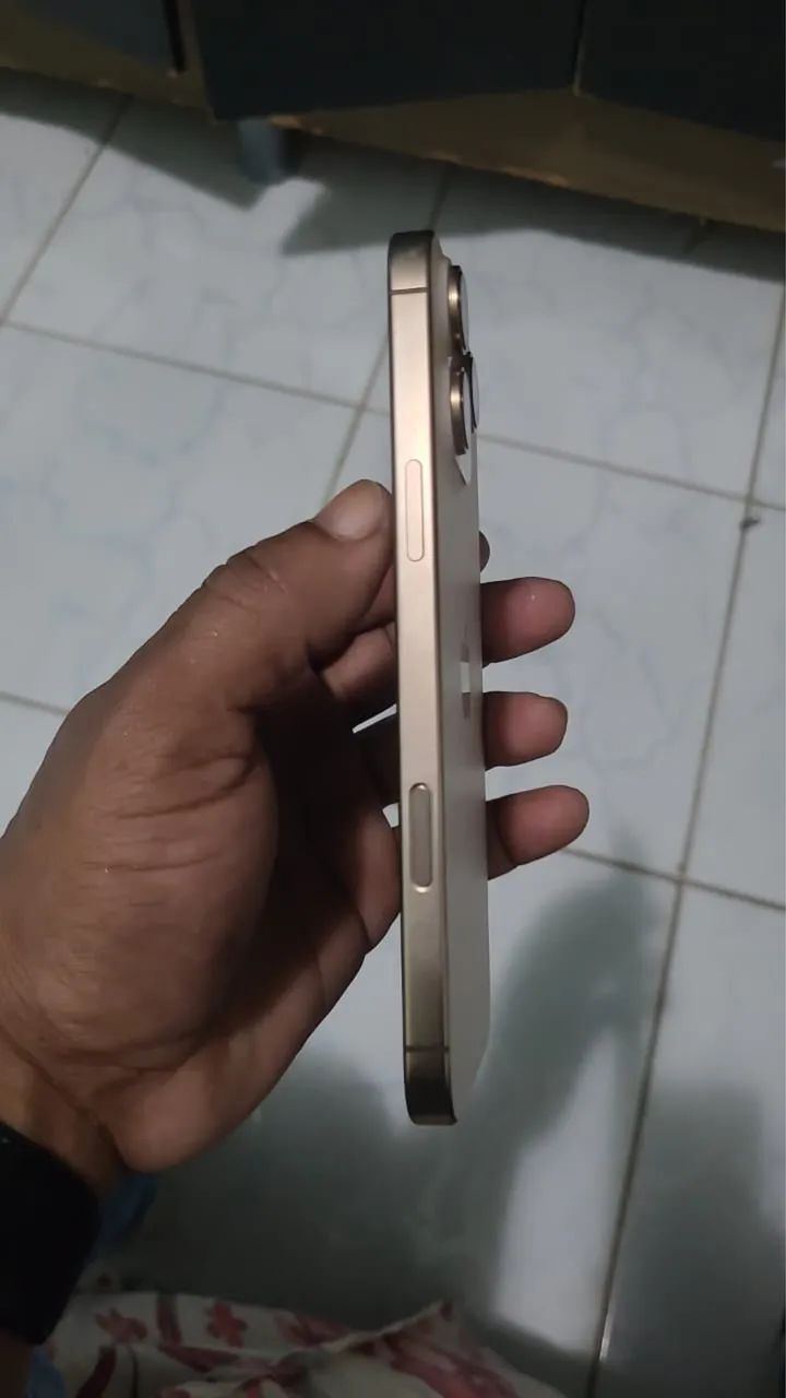 iPhone 16 pro max  - Foto 4