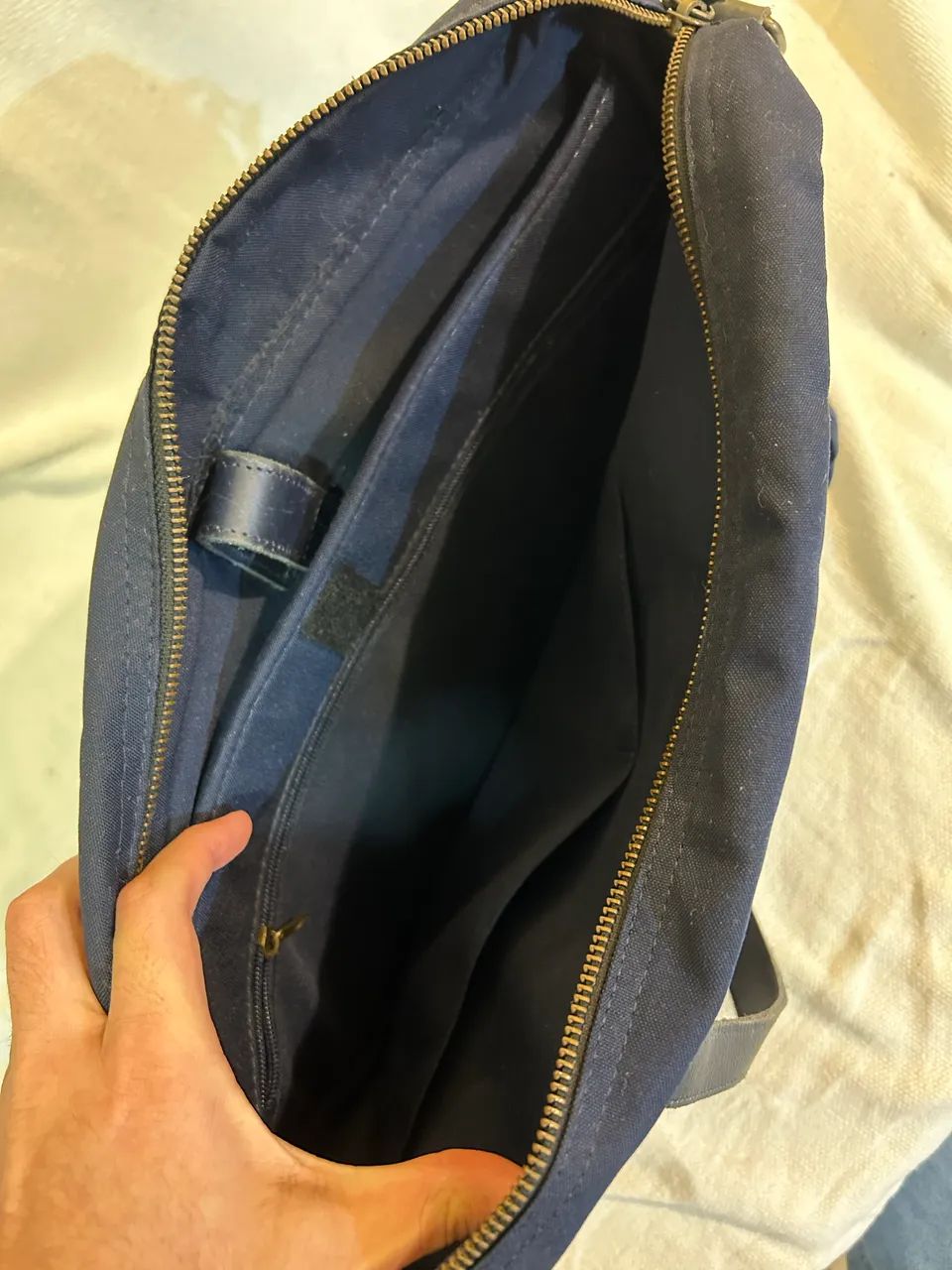 Bolsa Beatnik & Sons azul marinho - Foto 4