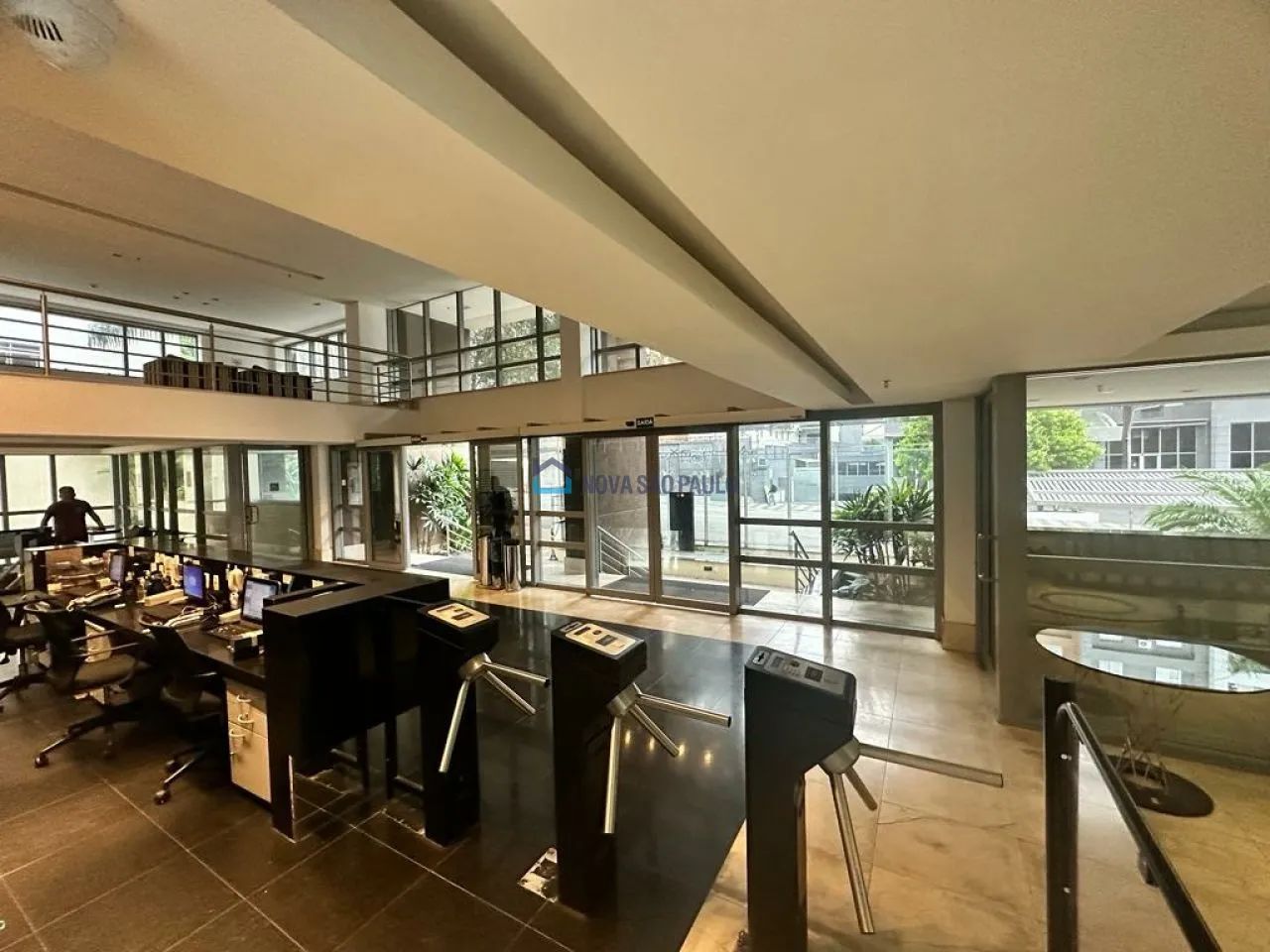 Conjunto Comercial, 2 vagas Av. Angélica - Foto 4