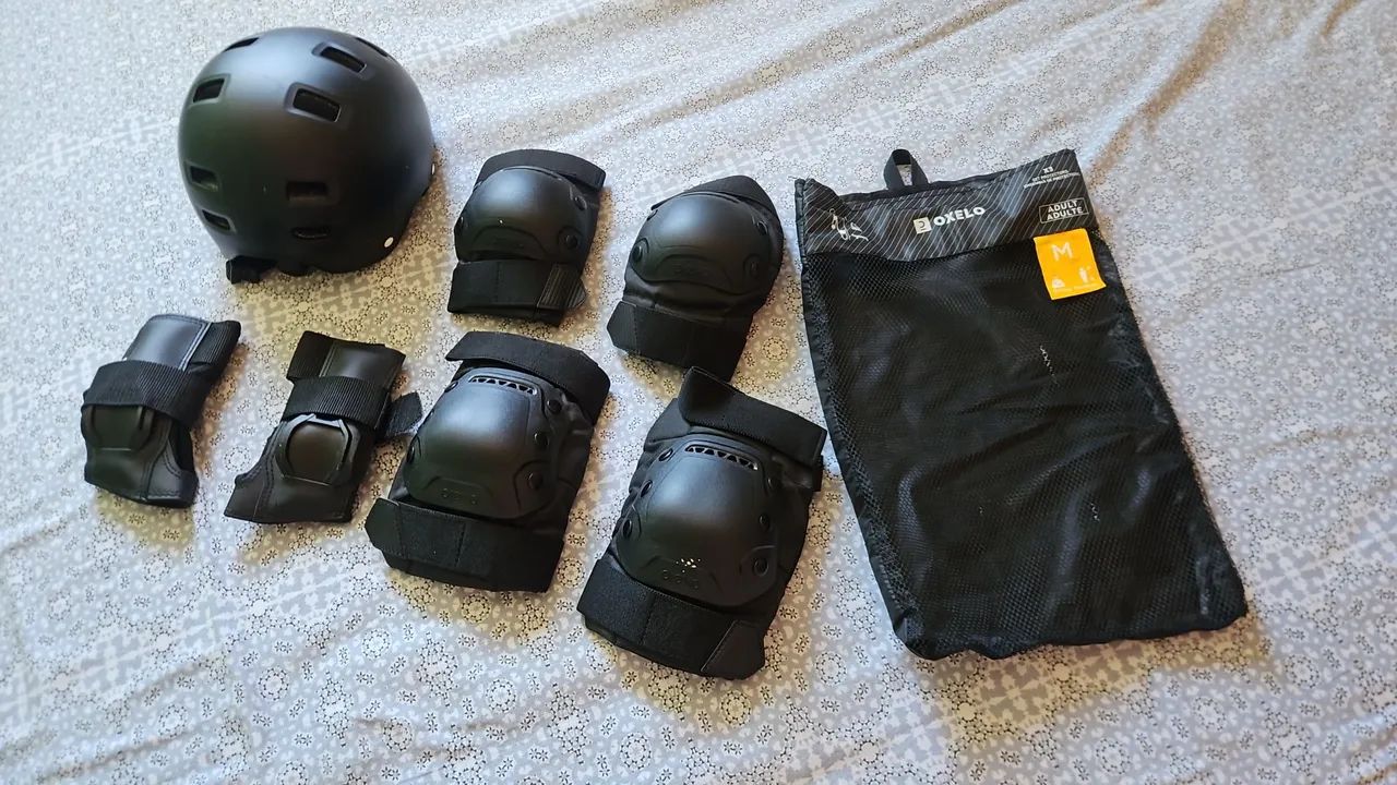 Patins com kit de proteção  - Foto 4