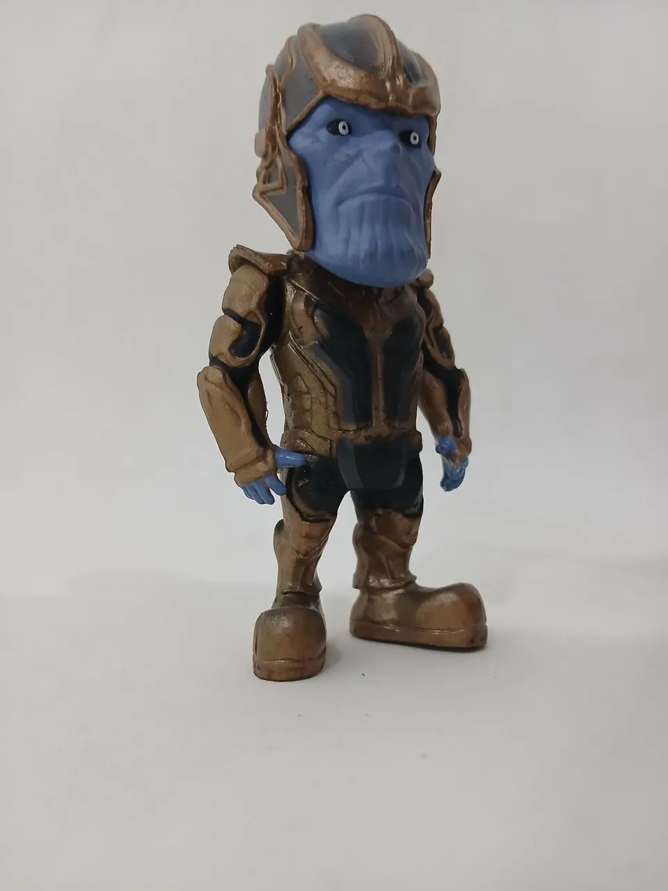 Miniatura Colecionável Thanos importadas Medindo 9cm - Foto 4