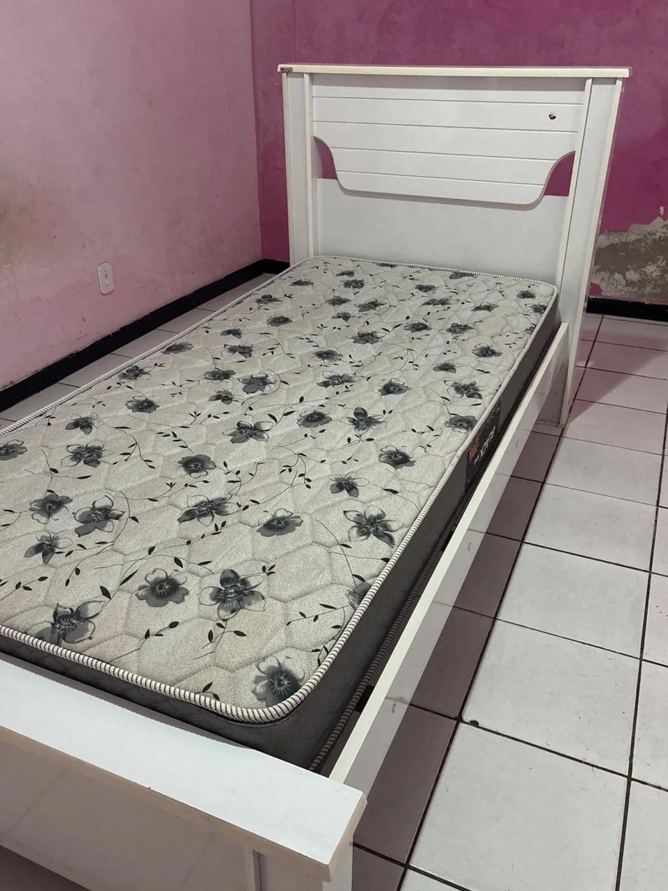 Cama de solteiro com colchão  - Foto 2
