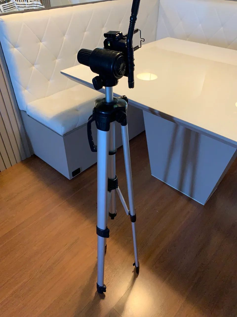 Pedestal para camera e celulares