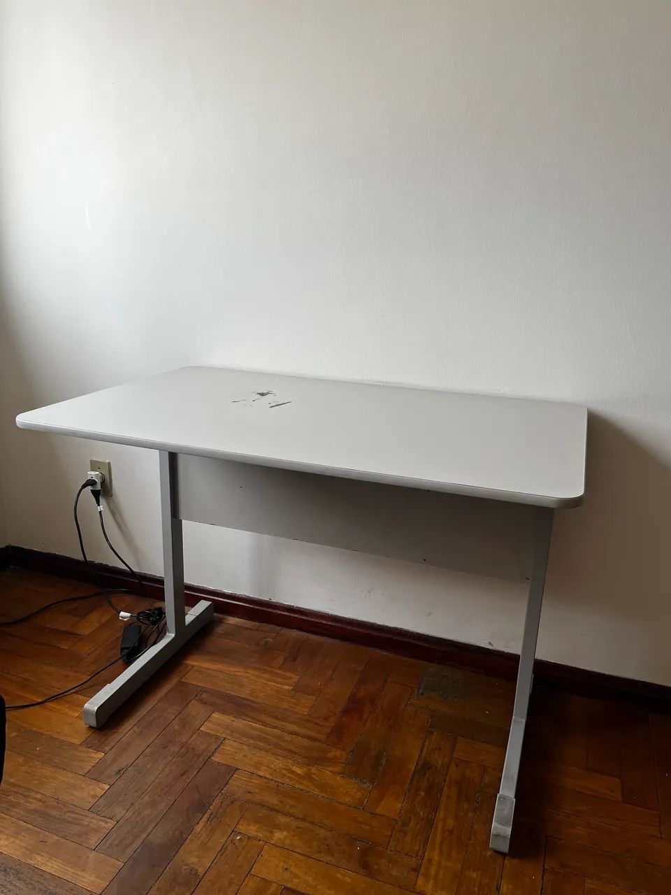 Mesa e cadeira de escritório  - Foto 2