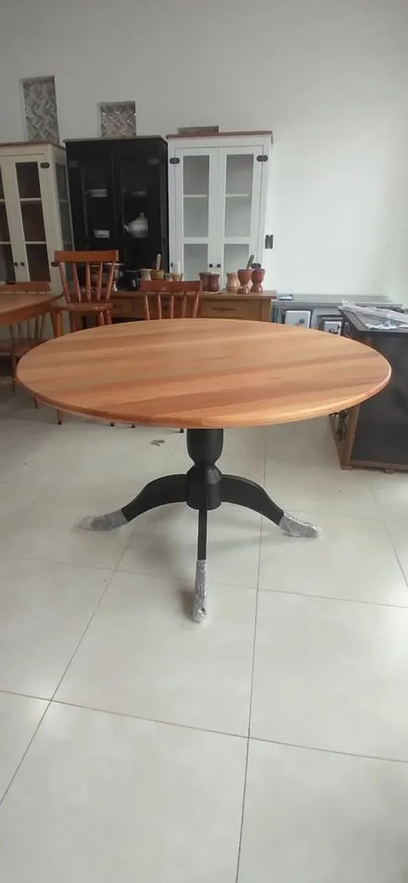 Mesa Redonda Com Tampo Madeira De Eucalipto