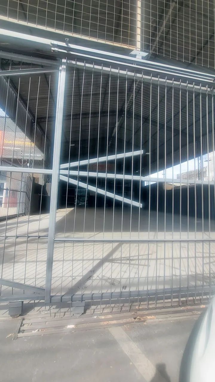 Galpão Comercial na Av. Constantino Nery  - Foto 3