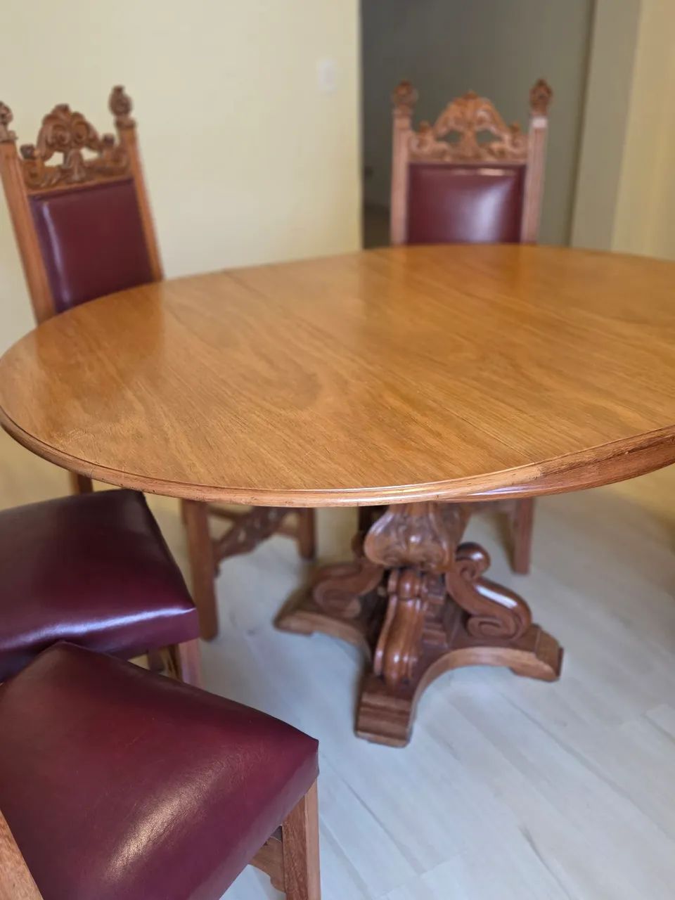 MESA OVAL PARA SALA DE JANTAR - Foto 2