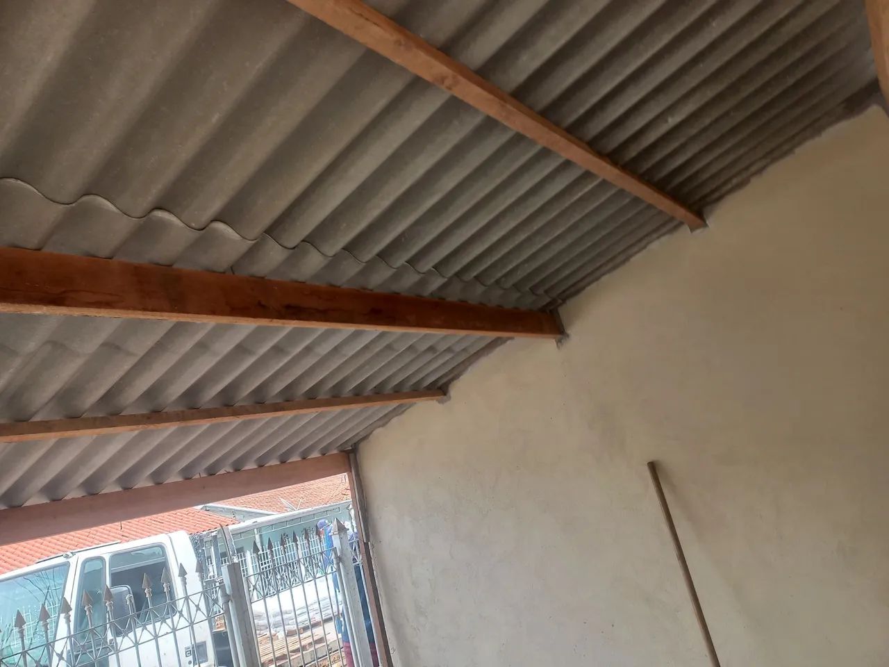 Pedreiro. Telhadista