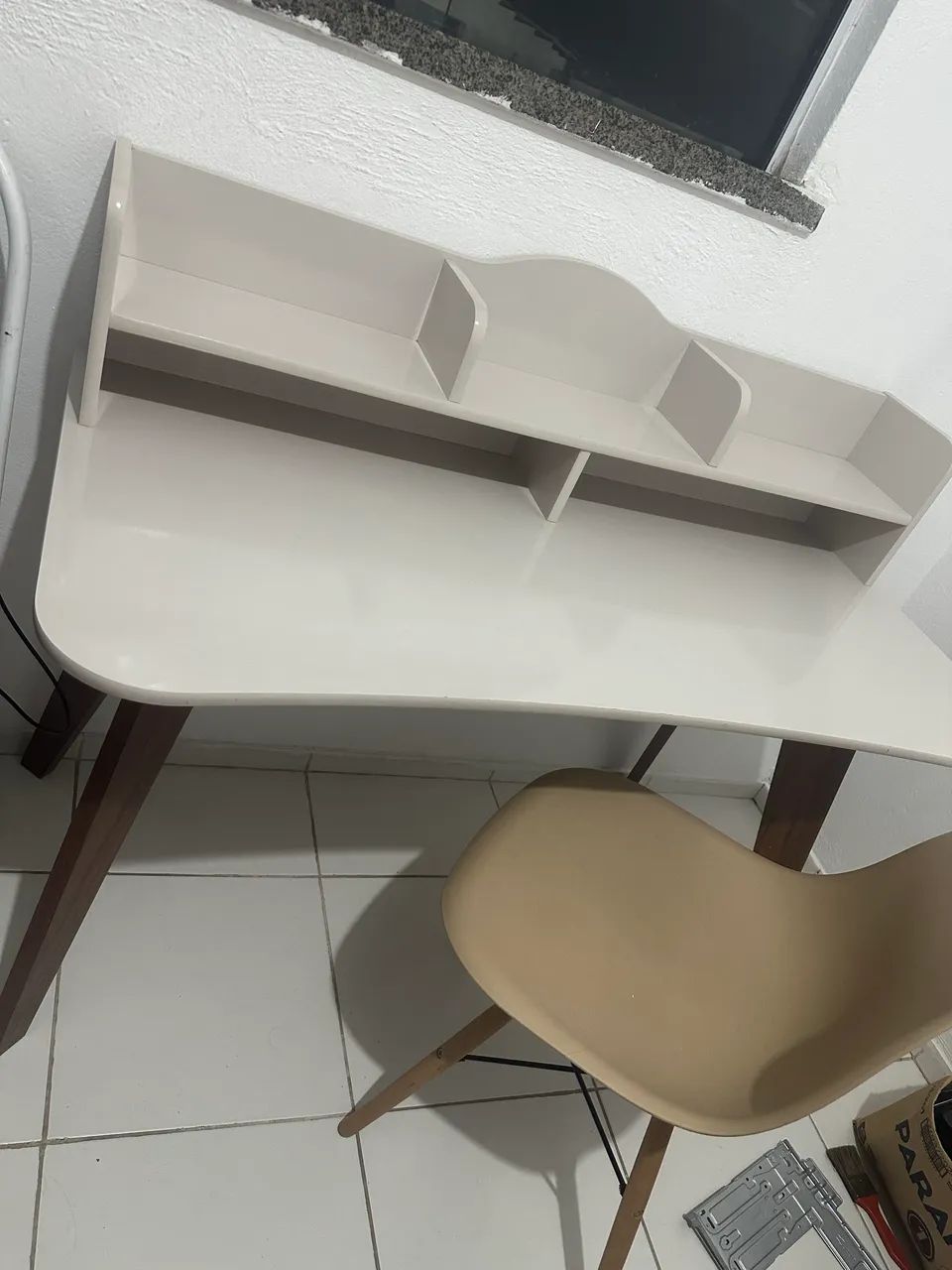 Escrivaninha com nichos  - Foto 3