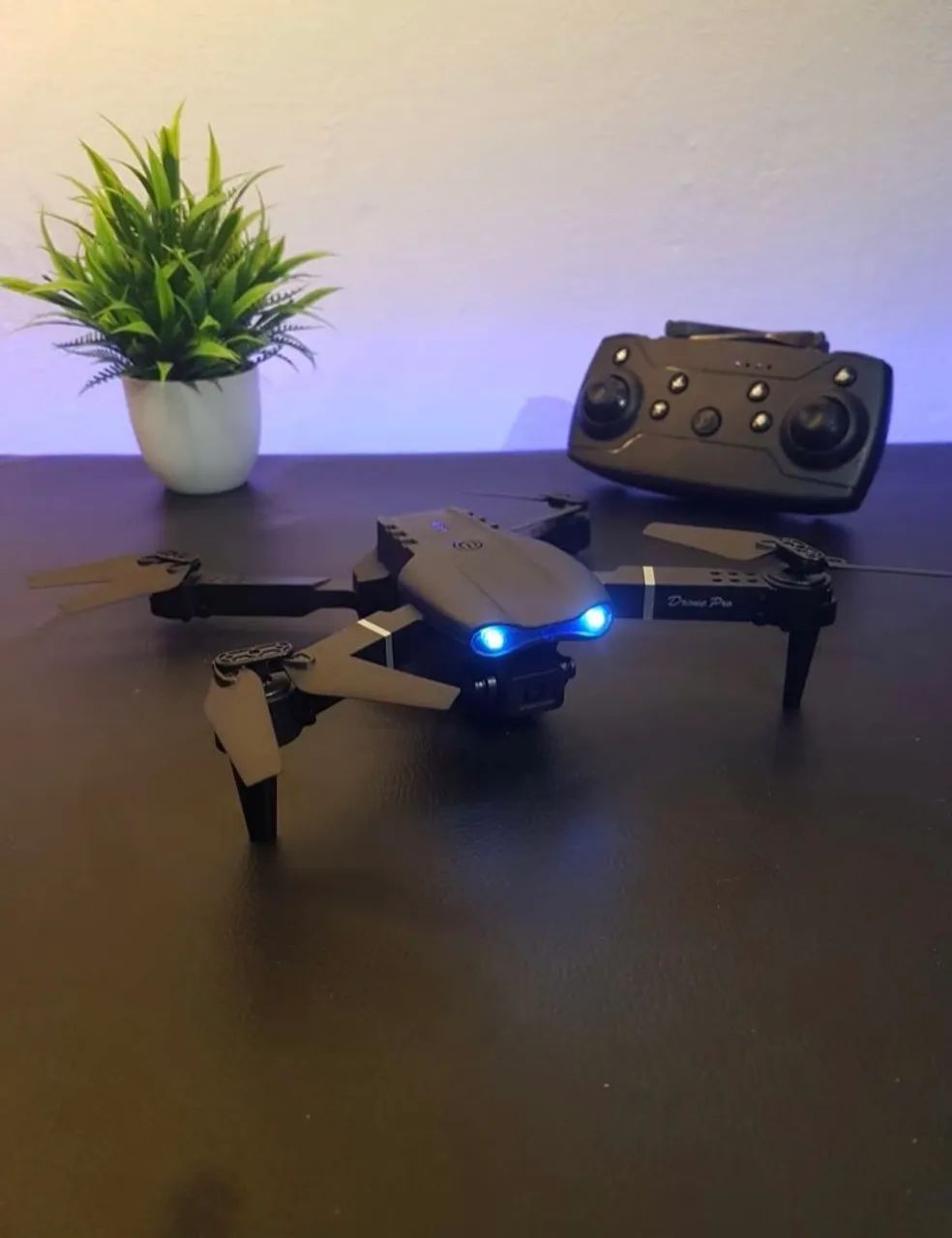  DRONE COM CÂMERA E CASE - E99 - 2.4GHz - Preto / Cinza - NOVO - Foto 2