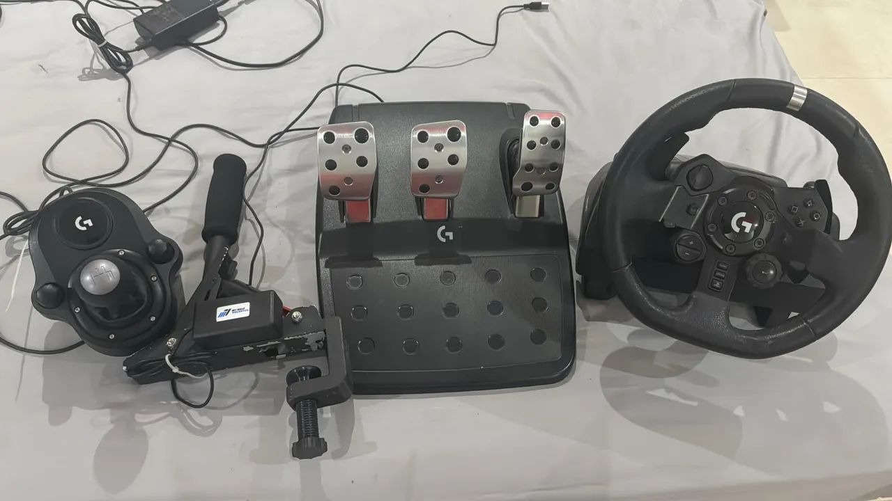 volante logitech trueforce g923