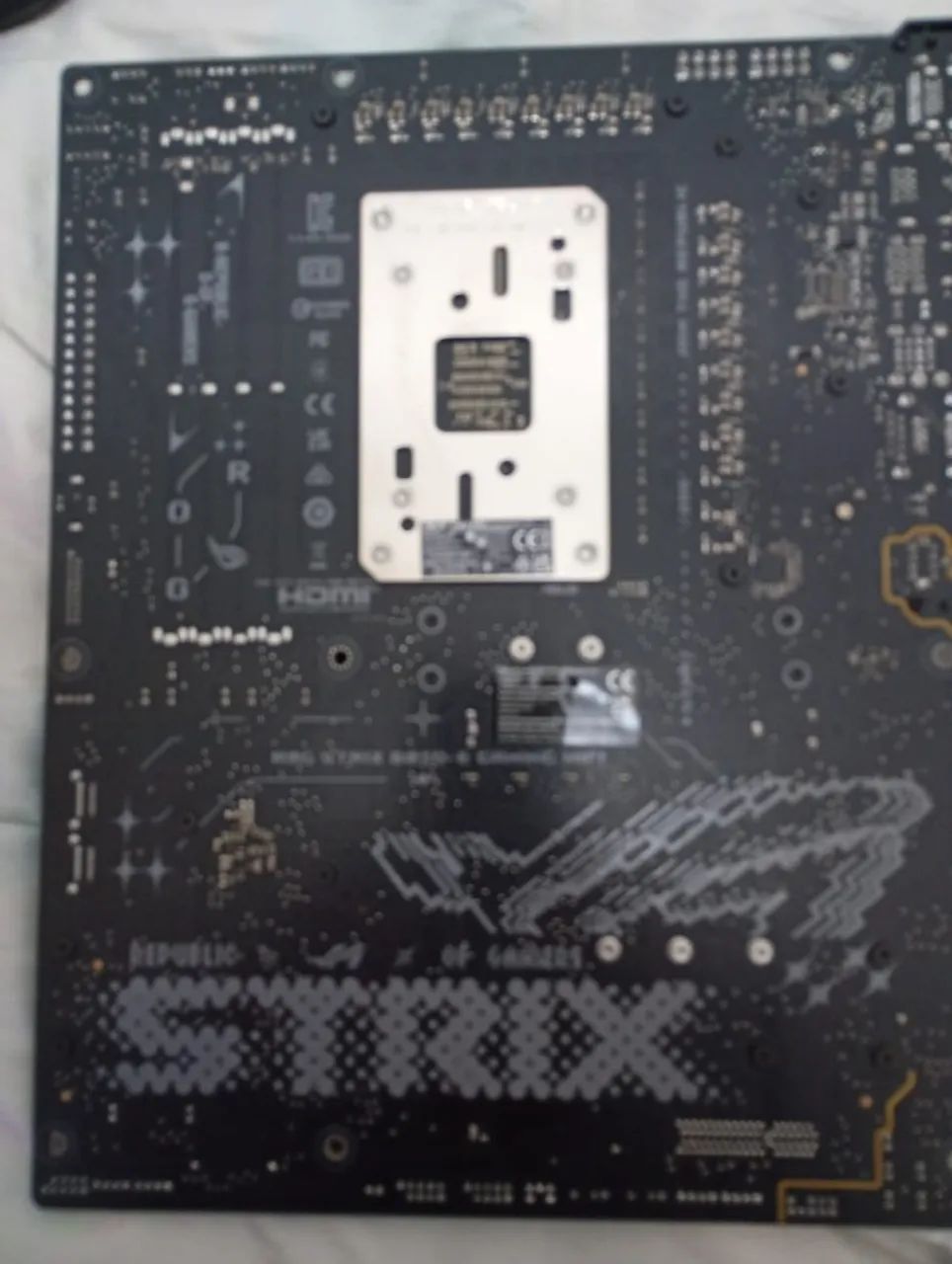 PLACA MAE ASUS B850E ROG STRIX WIFI - Foto 2