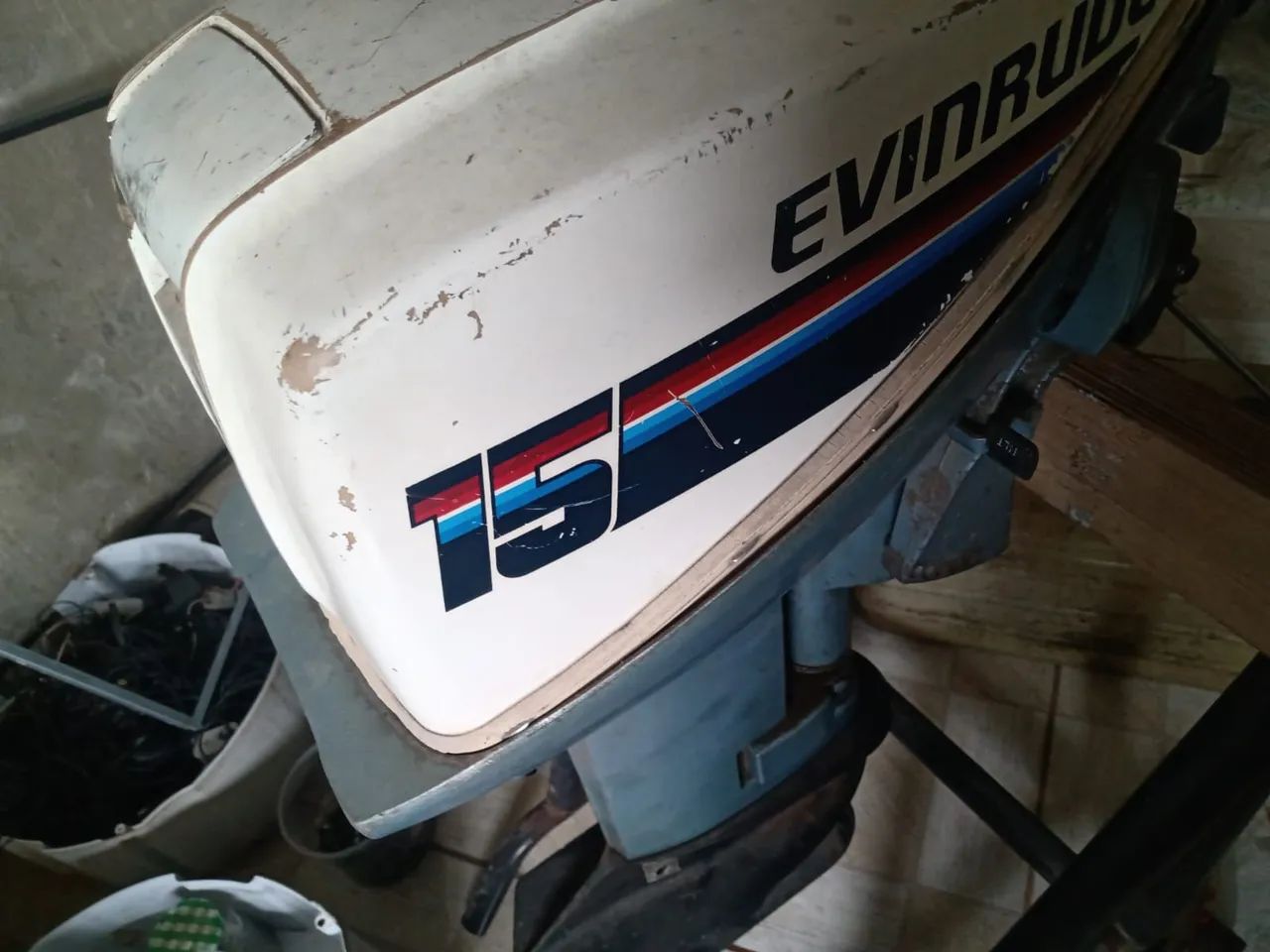Motor de Popa Evinrud 15 HP  - Foto 5