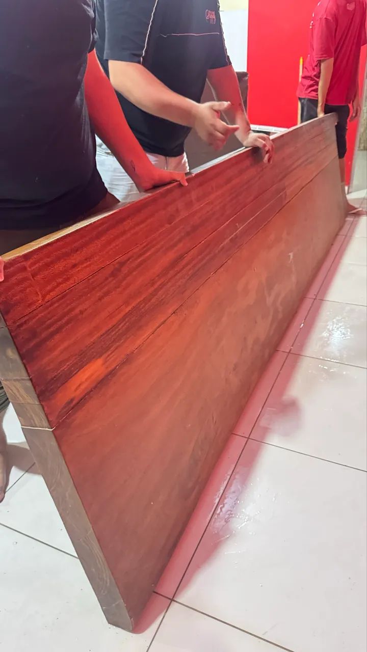 Prancha de madeira maciça