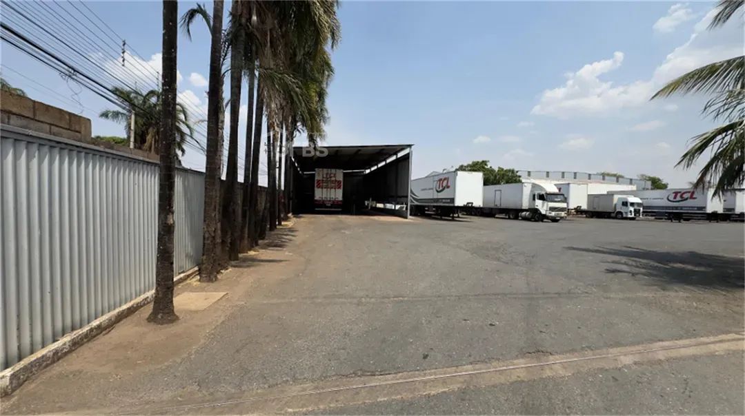 Galpão Logístico Completo com Pátio para Transportadora  Pronto para Operar! - Foto 4