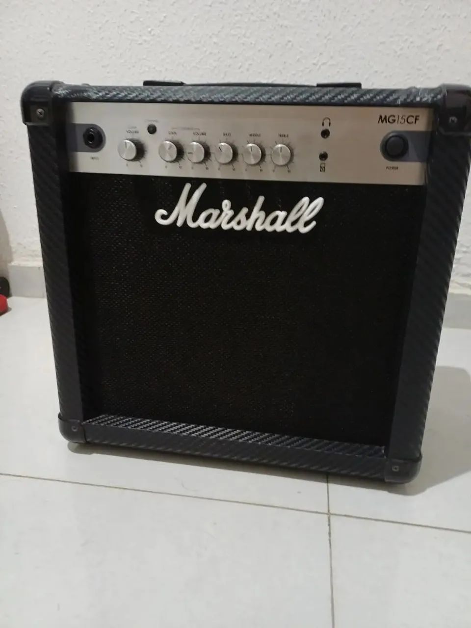 Amplificador Marshall mg15cf