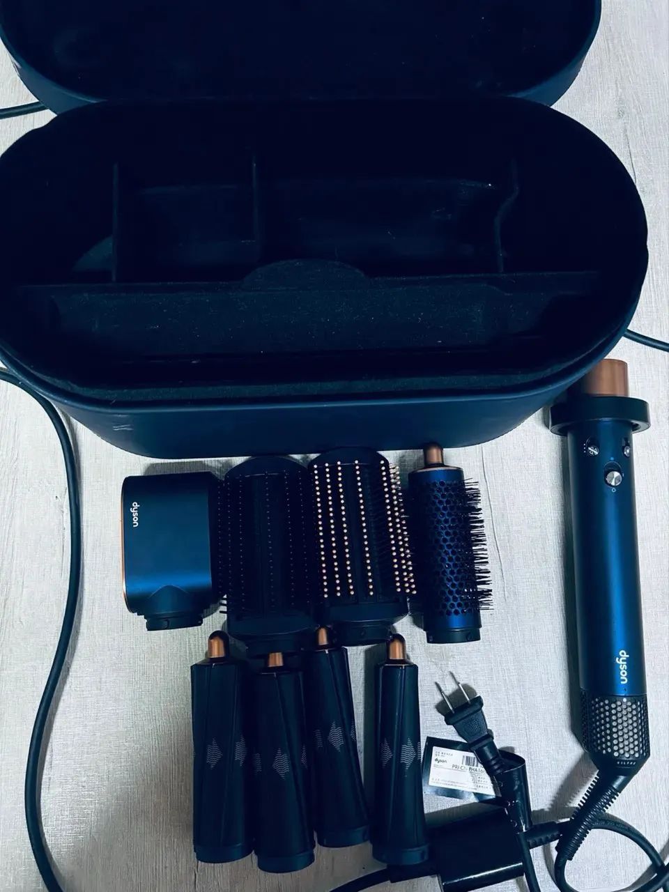 Dyson Airwrap Multiestilizador de cabelo Kit Completo 220V - Foto 4
